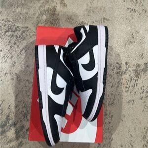 Panda Dunk Low W8.5